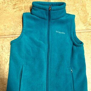 Set of 2 Kids Columbia fleece vests